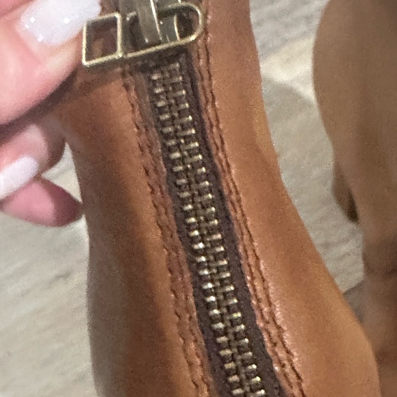 Nine West boots - Picture 7 of 8